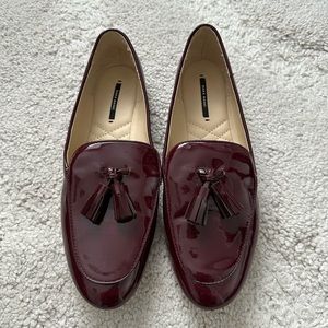 🔴SOLD🔴 Zara Burgundy Faux Patent Leather Tassel Loafers